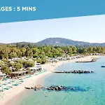Les Restanques Roses 1178 Vue * Grimaud